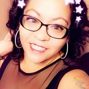 Meet your Posher, Tania